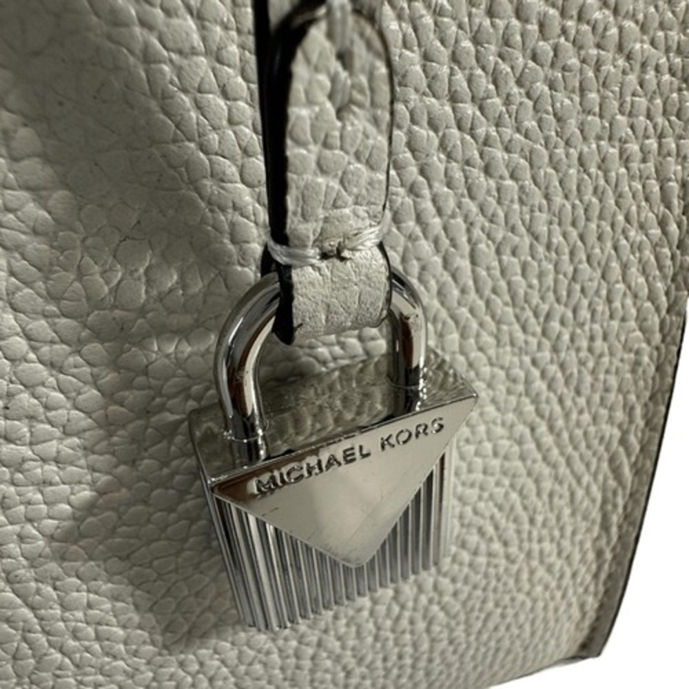 Michael Kors Mercer Medium Pebbled Leather‎ Crossbody Bag in Ivory - Picture 8 of 12